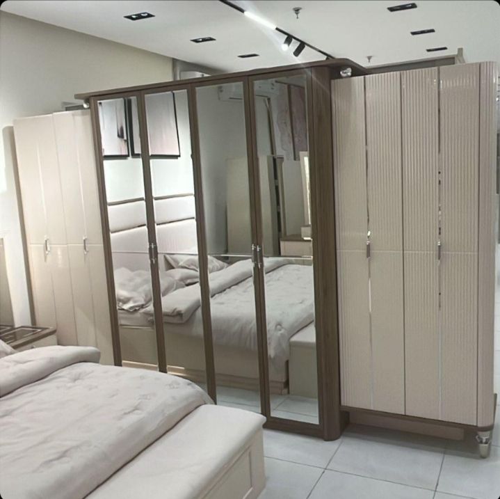 نجار فك وتركيب وصيانة ونقل جميع الاثاث في جميع أنح