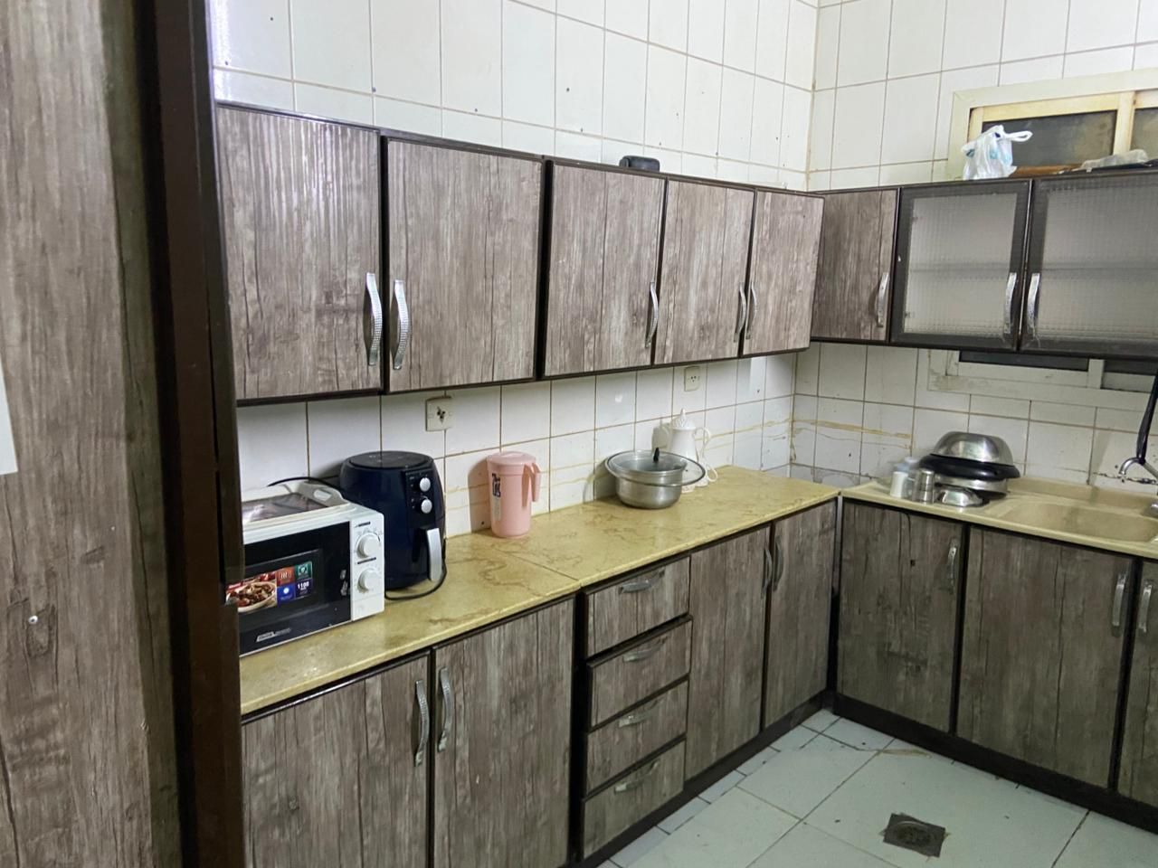 اعلرنا طش الأثاث القديم بالرياض 0507019022 طش الأث