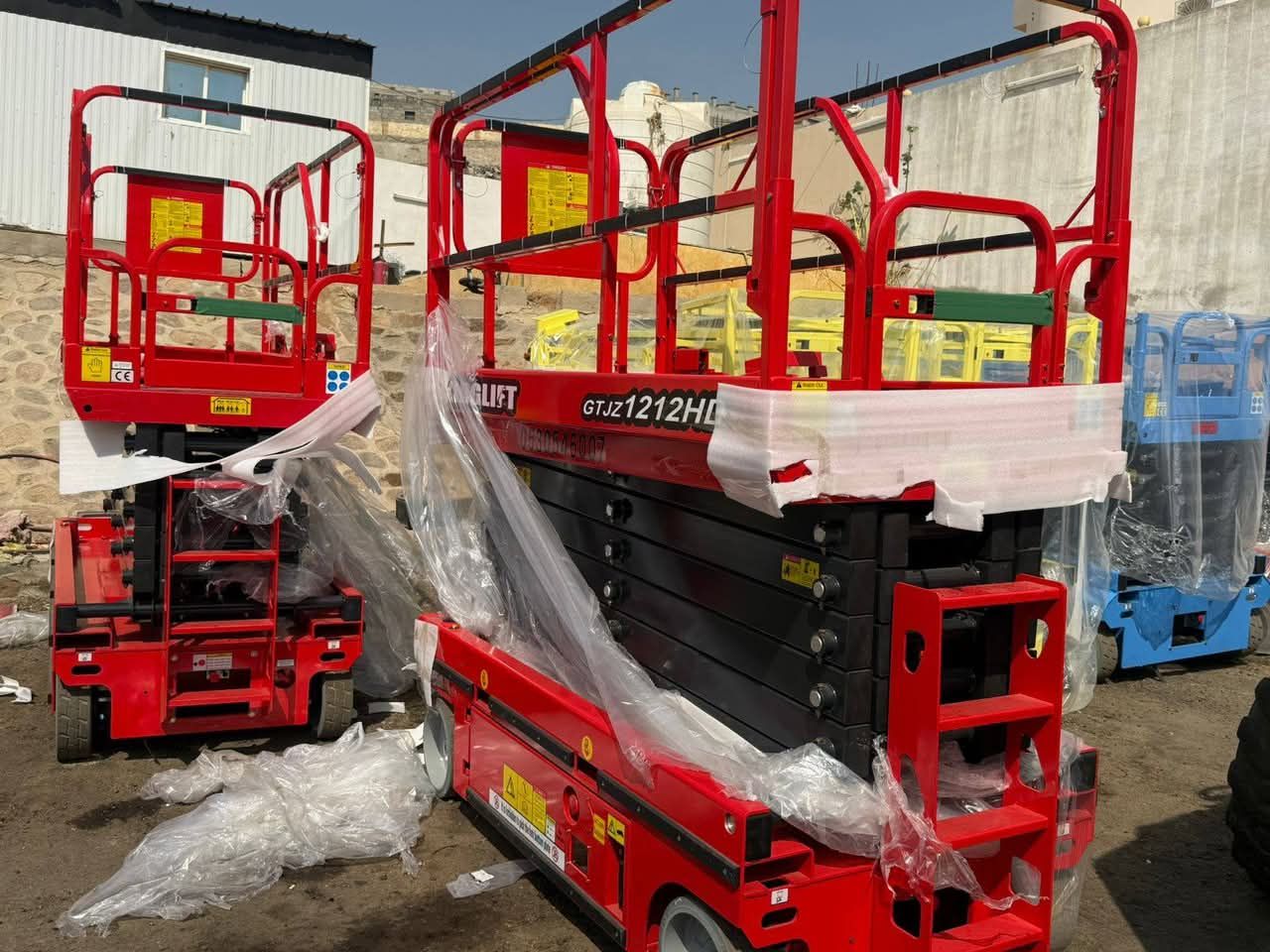 سيزرلفت ومان لفت للايجار