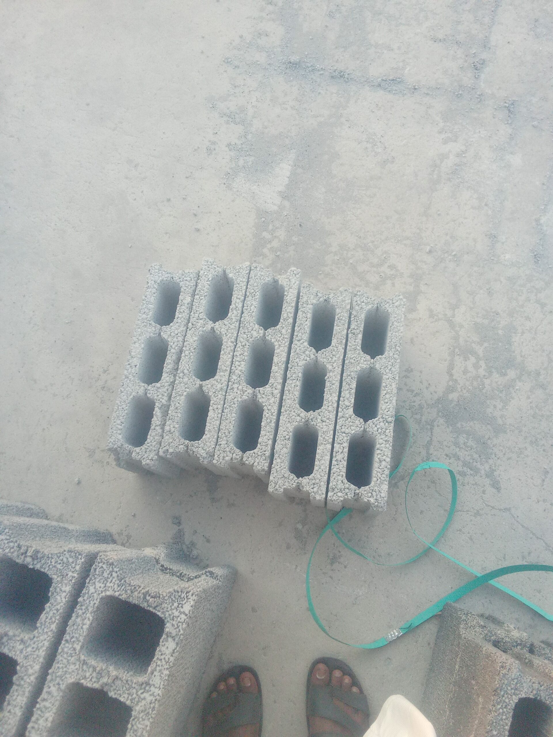 دينا قلاب بطحاء اسمنت جميع مواد البناء