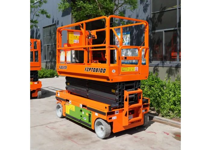 تأجير سيزرات سيزرلفت من 8 متر وحتى 20متر للإيجار ف