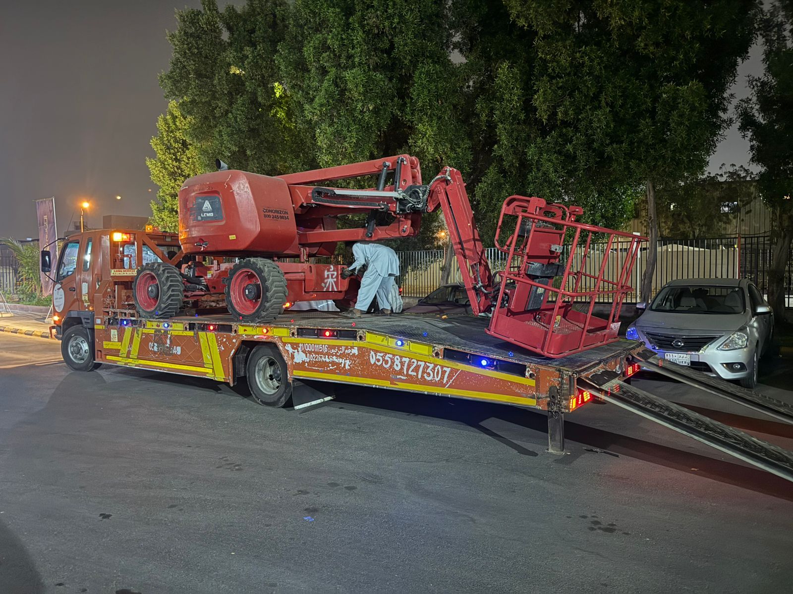 مان لفت 10مت12منر14متر16متر كهرباء 16متر 18متر 22م