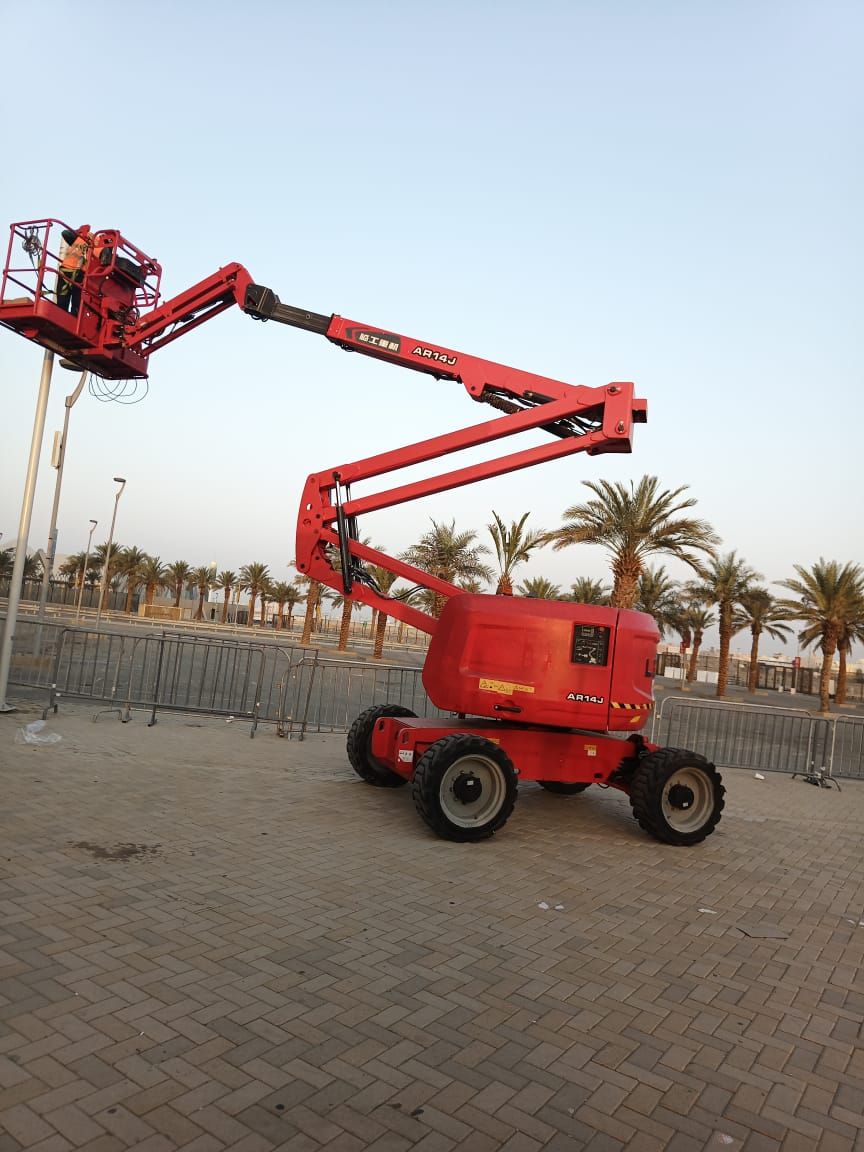 #مان_لفت#سيزر_لفت #رافعات _شوكيه #jcb للايجار