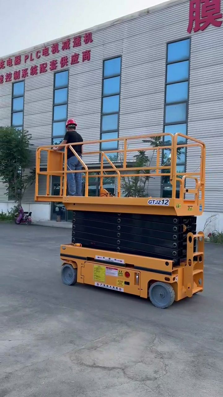 تاجير سيزر لفت من 8 متر الي 20 متر جده مكه الدمام