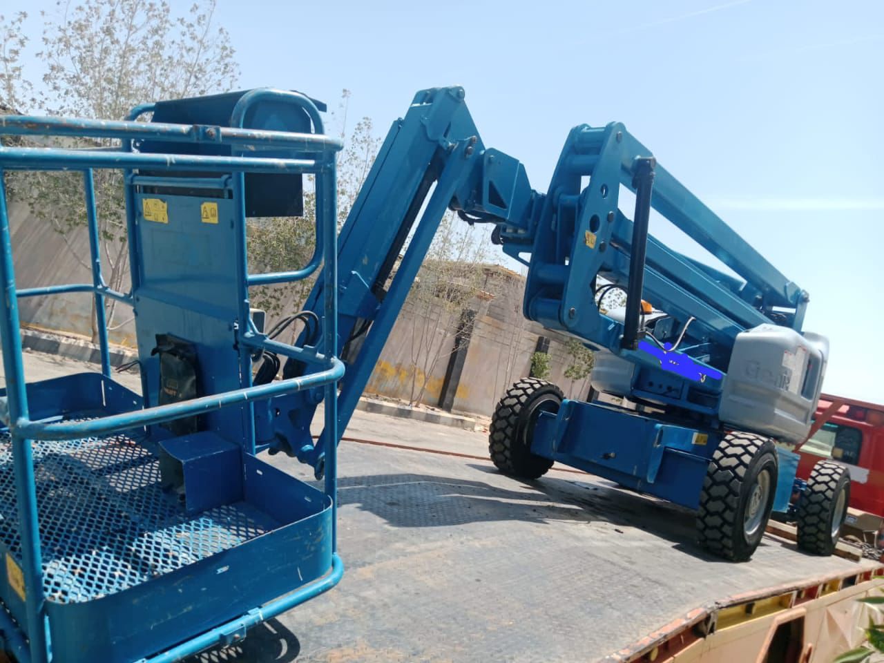 مان لفت 10مت12منر14متر16متر كهرباء 16متر 18متر 22م