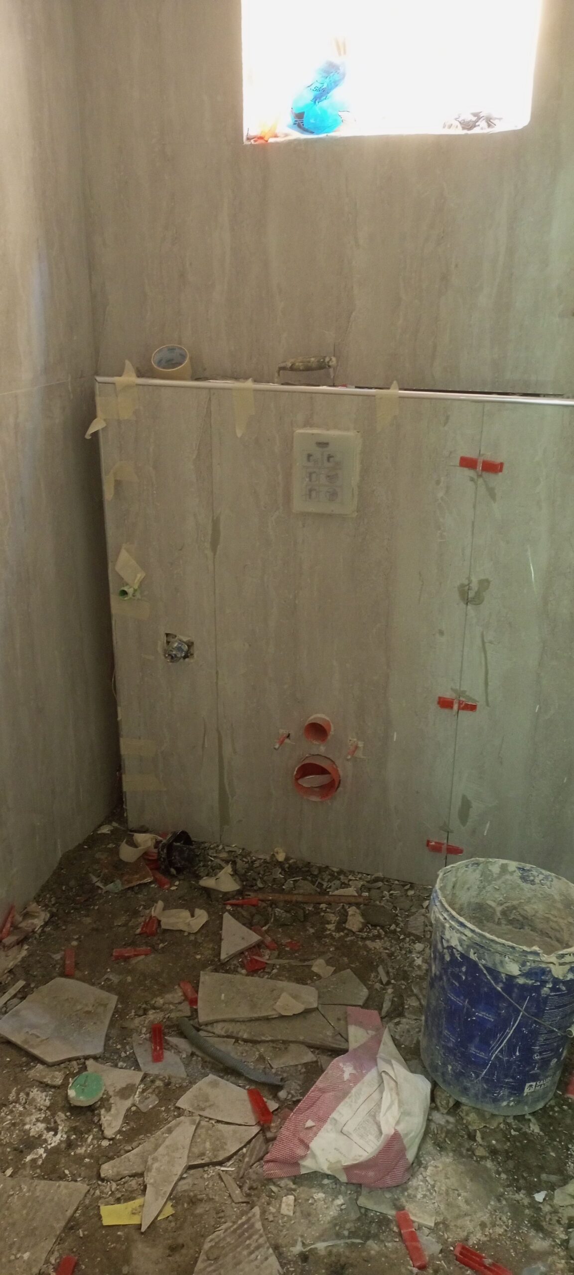 معلم بلاط السيراميك البرسلان كهرباء سبكه 053143820