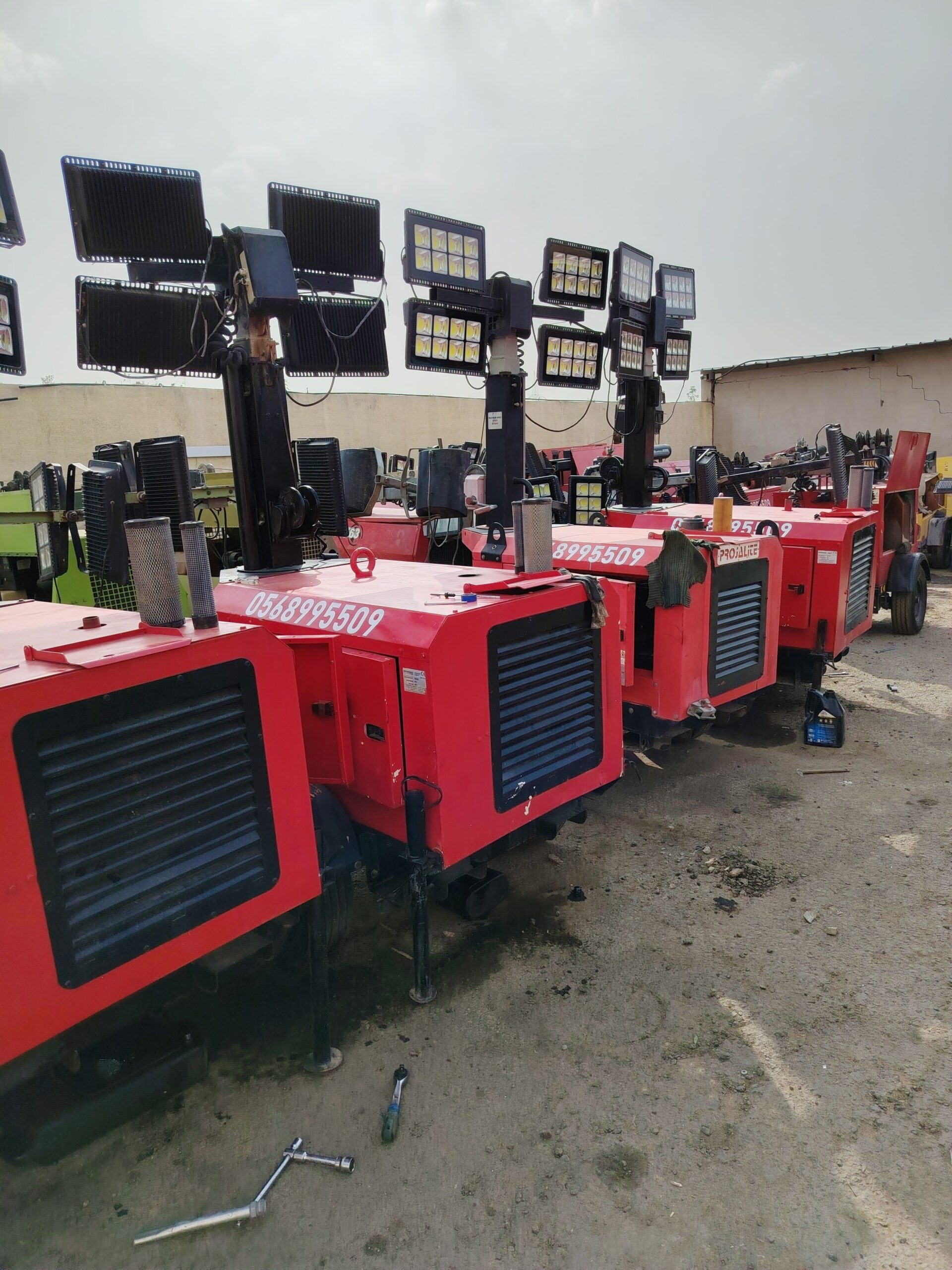 سيزرلفت ومان لفت ورافعات شوكيه وتيليهندلر للايجار#