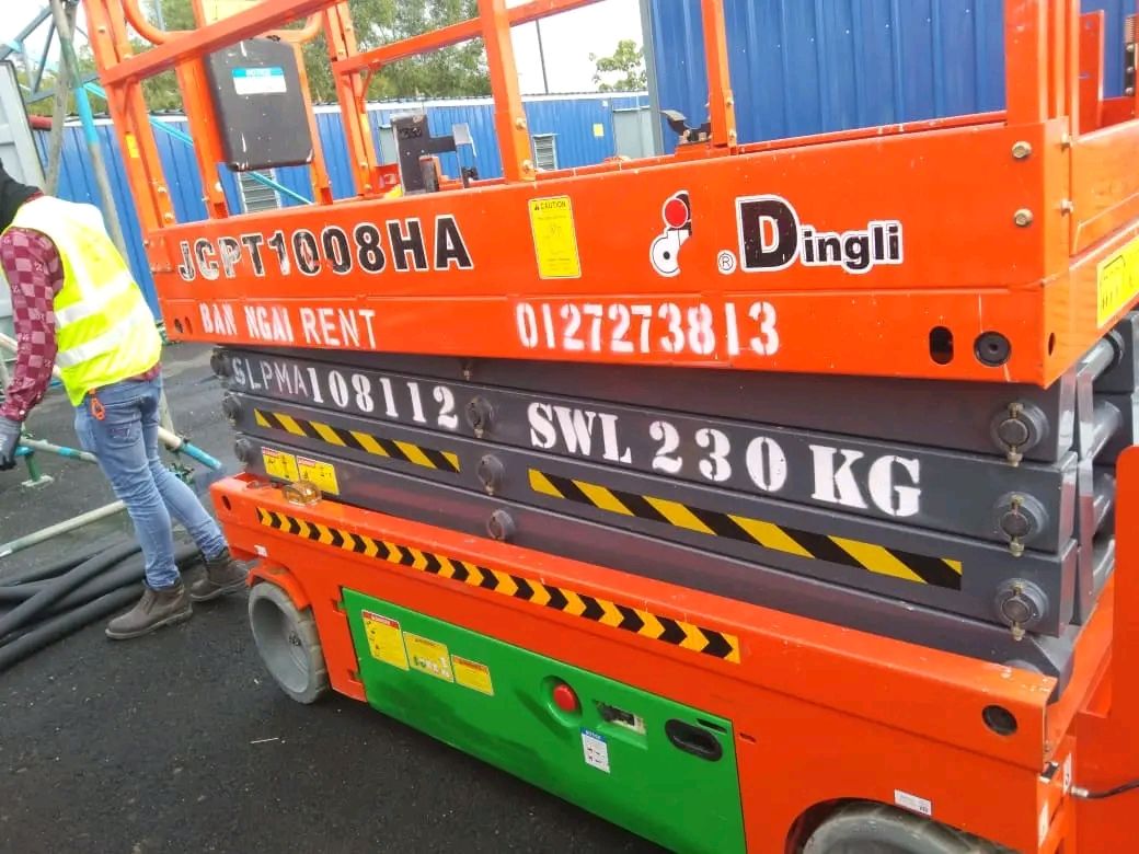 سيزر لفت ومان لفت وكرينات ورافعات شوكية وجي سي بي