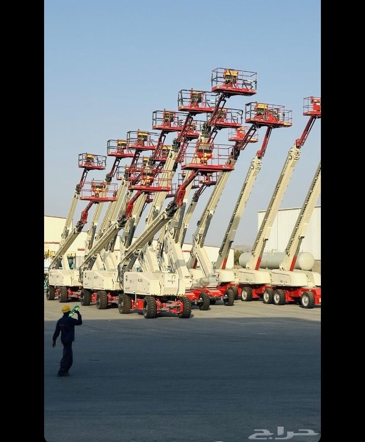 رافعه شوكيه للايجار سيزر لفت للايجار مان لفت للايج