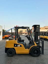 فوركلفت للأيجار في الدمام ” رافعات شوكية “