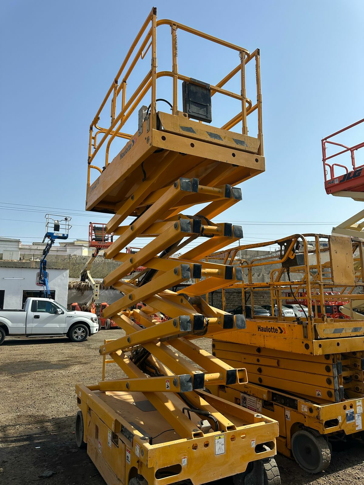 سيزرلفت للأيجار في الرياض _ أسعار تنافسية