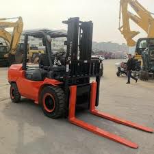 فوركلفت للأيجار في الدمام ” رافعات شوكية “