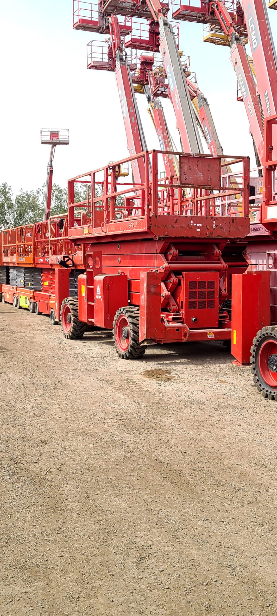 Manlifts, Scissor Lifts, forklifts, cranes, Bobcat