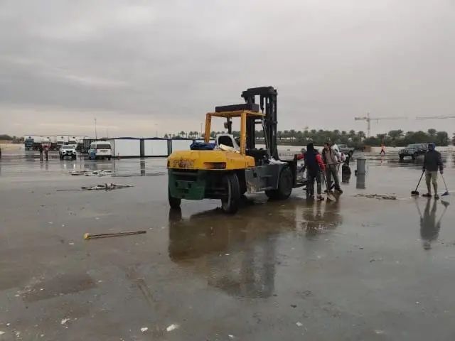 فوركلفت 30طن للأيجار في جدة الرياض الدمام – رافعة