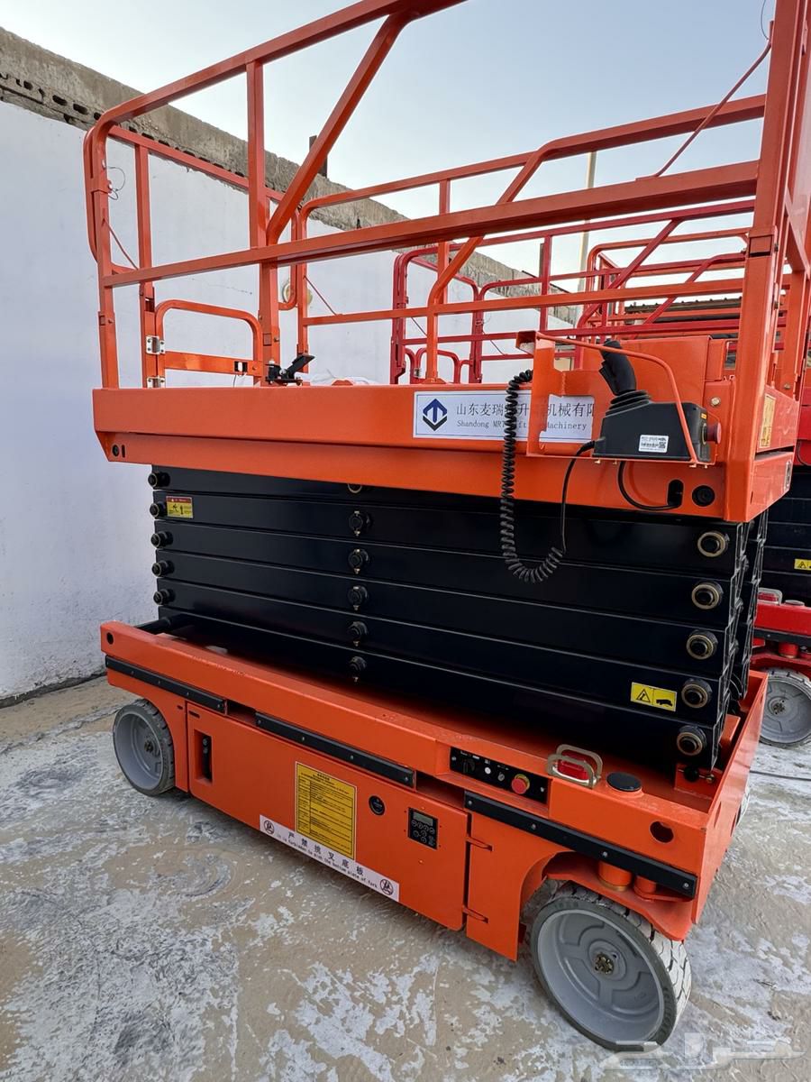 سيزر لفت 12متر 14متر للإيجار في جدة – رافعة مقصية