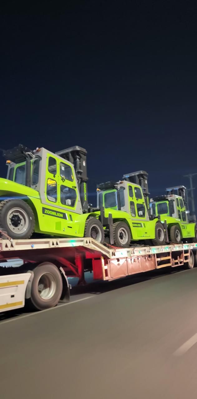 مان لفت وسيزر لفت ورافعات للايجار.. scissor lifts
