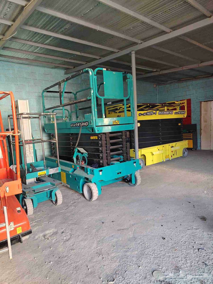 سيزر لفت 12متر 14متر للايجار في جدة * رافعة مقصية