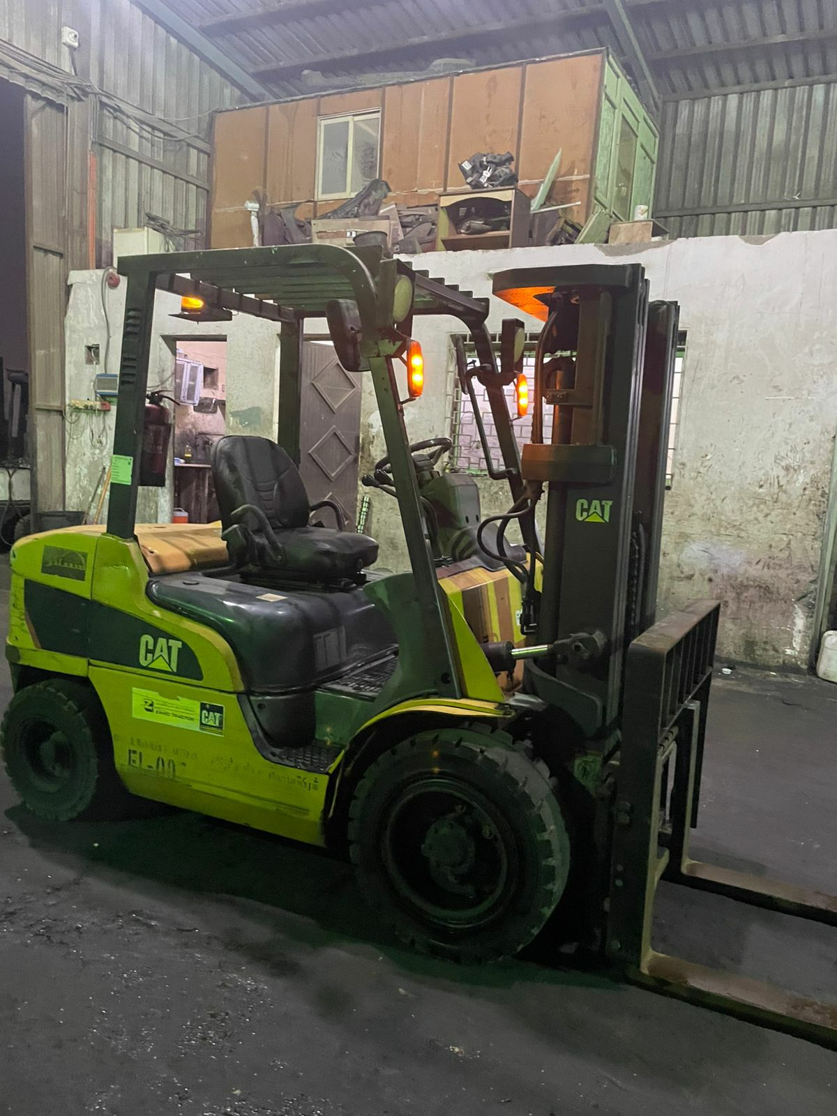 Forklifts for rental in Riyadh Dammam Jeddah