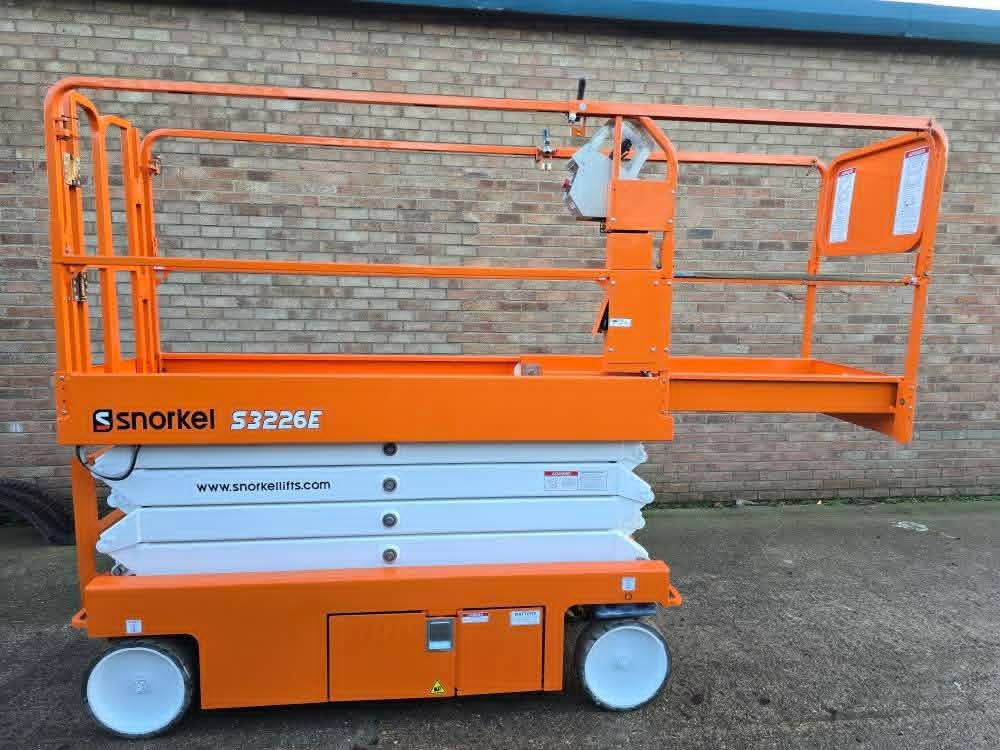 سيزر لفت للإيجار في القطيف 12متر 14متر باقل الاسعا