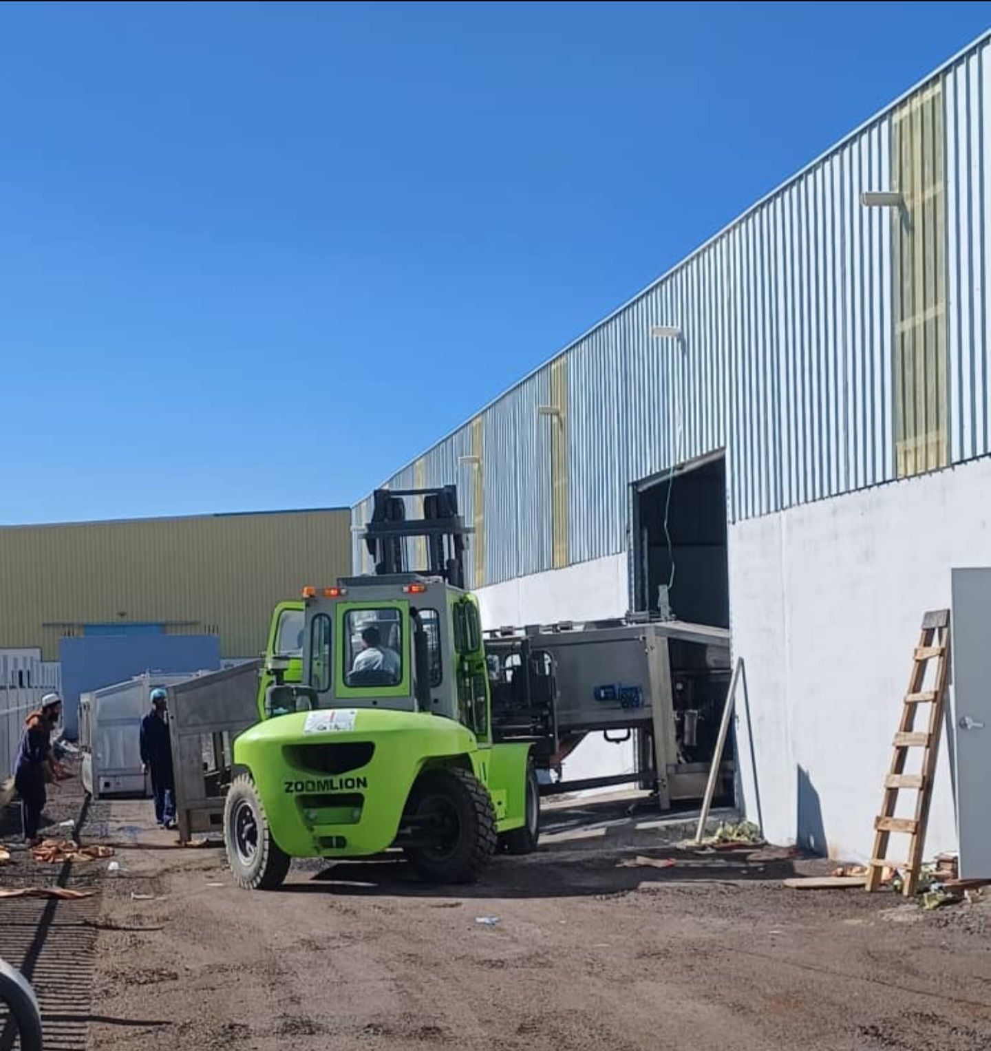 سيزرلفت ومانلفت للايجار شهري سنوي أسبوعي المدينه ا