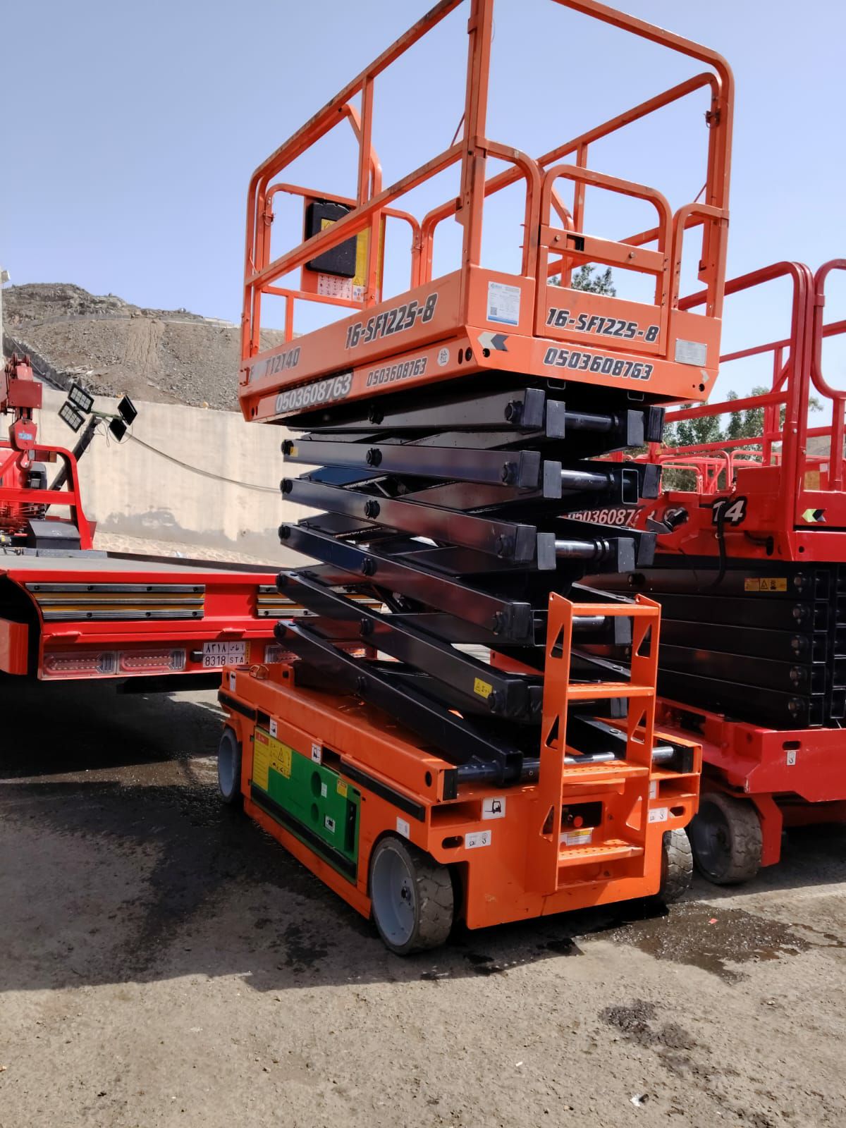 سيزرلفت للايجار (رافعات مقصيه) للايجار ديزل–كهربا