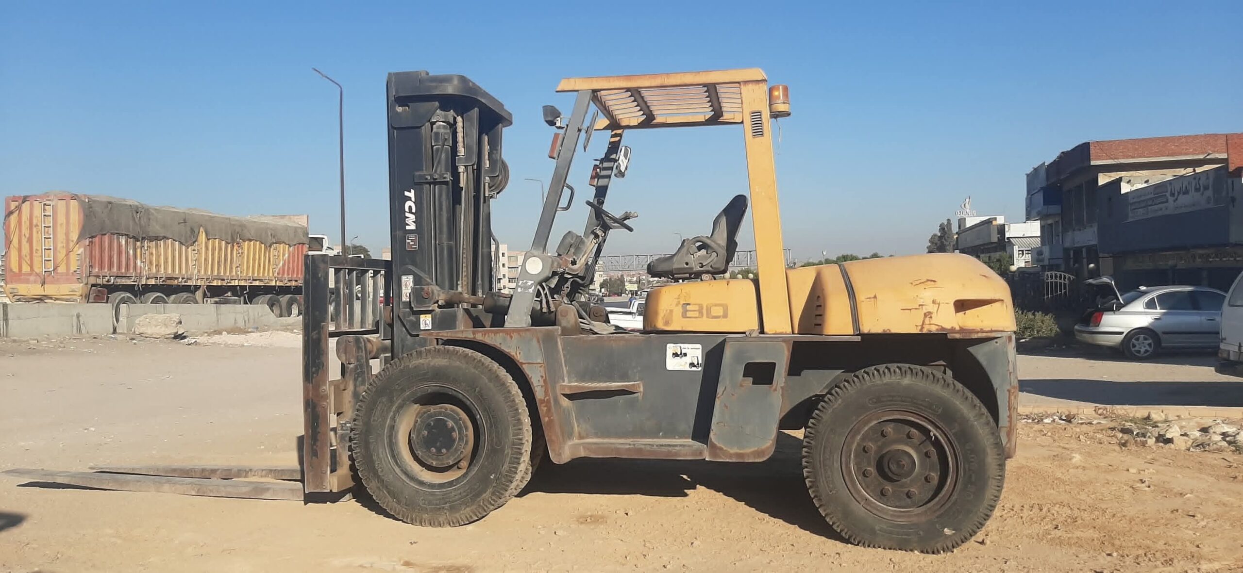 رافعة شوكية 1طن 2طن للايجار في الرياض الدمام