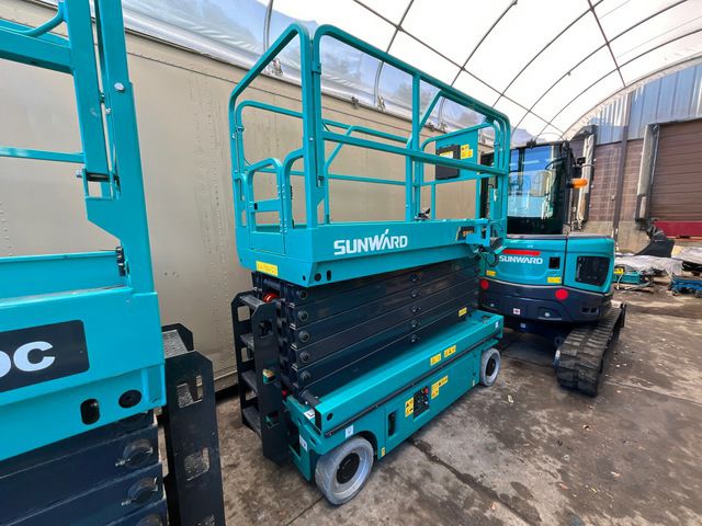 سيزر لفت 12متر * 14متر * للايجار في جدة * **