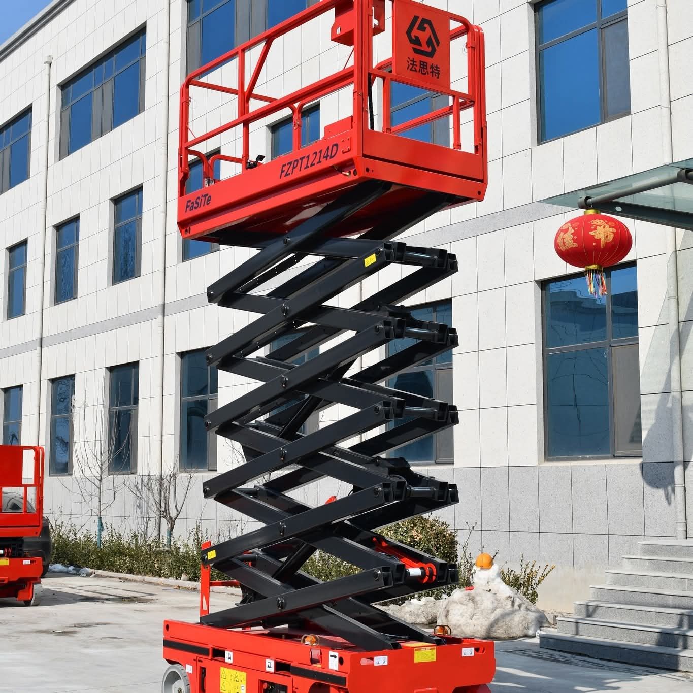 سيزر لفت ومان لفت للايجار.. #scissor_lifts #manlif