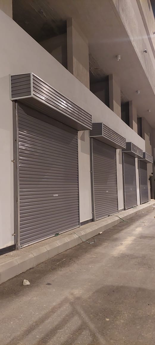 أبواب أتوماتيكية