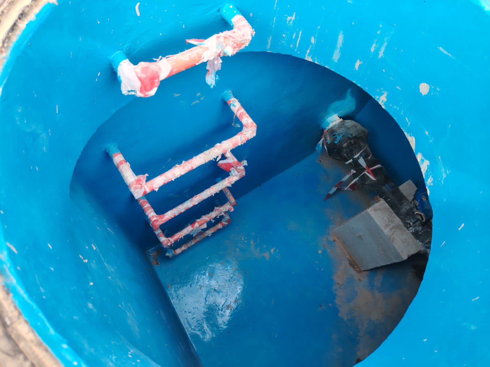 تركيب العوازل جميع العوازل المائيه