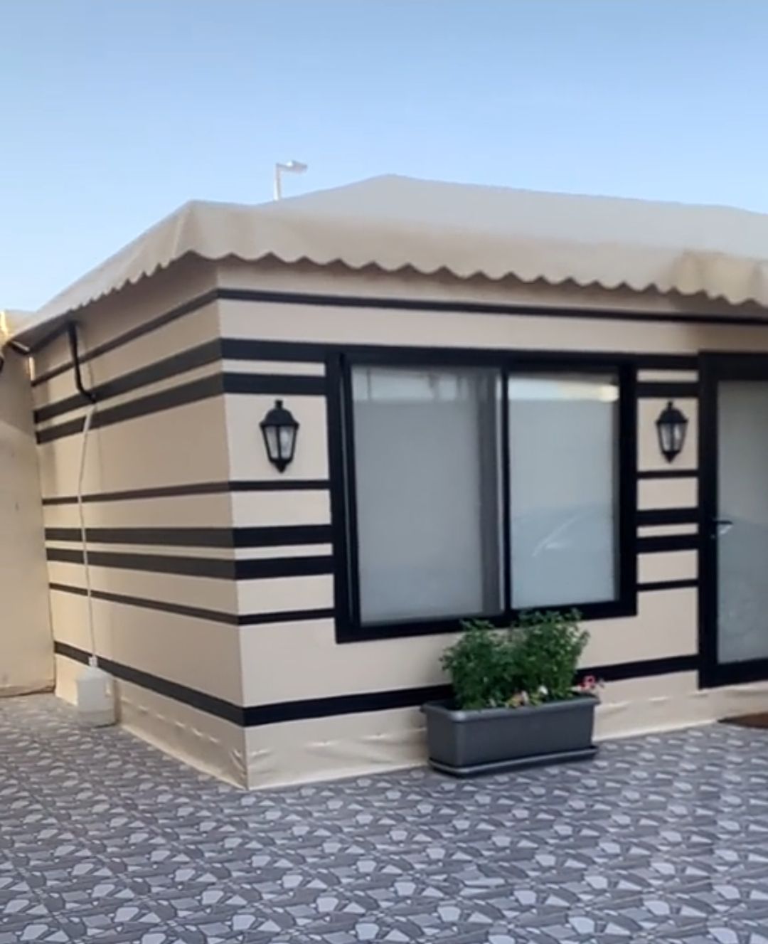 معلمين حداده مضلات بيوت شعر