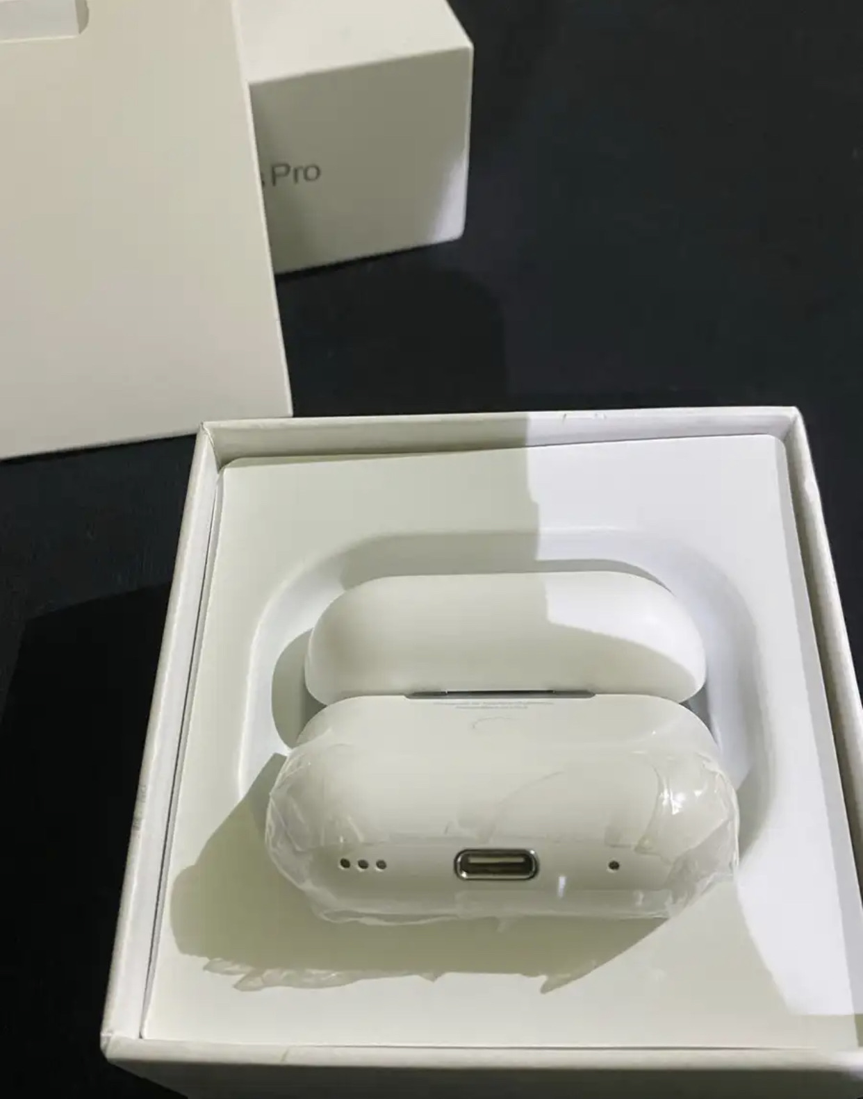 سماعه ايربودز الجيل الثاني جديده بكرتونها امريكيه