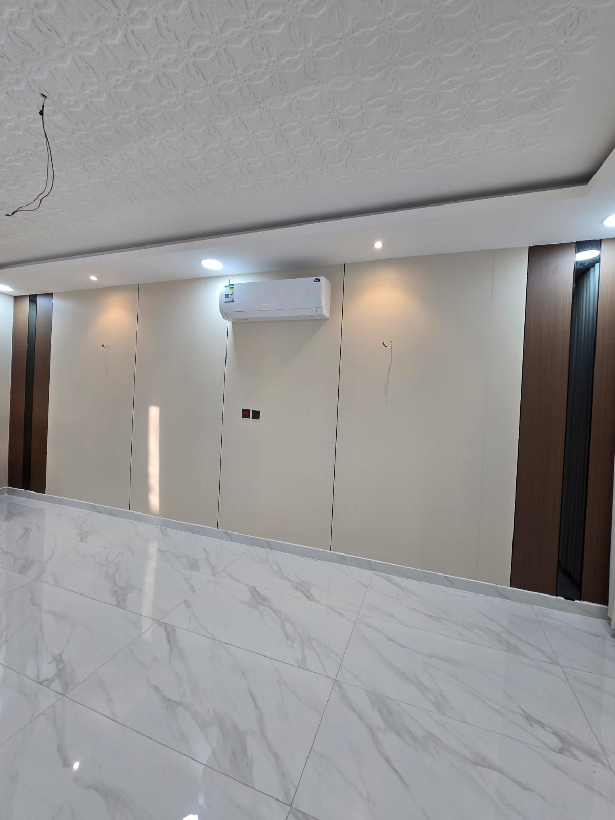 ديكورات دهانات صيانه منزليه شامله ترميم شامل 05002