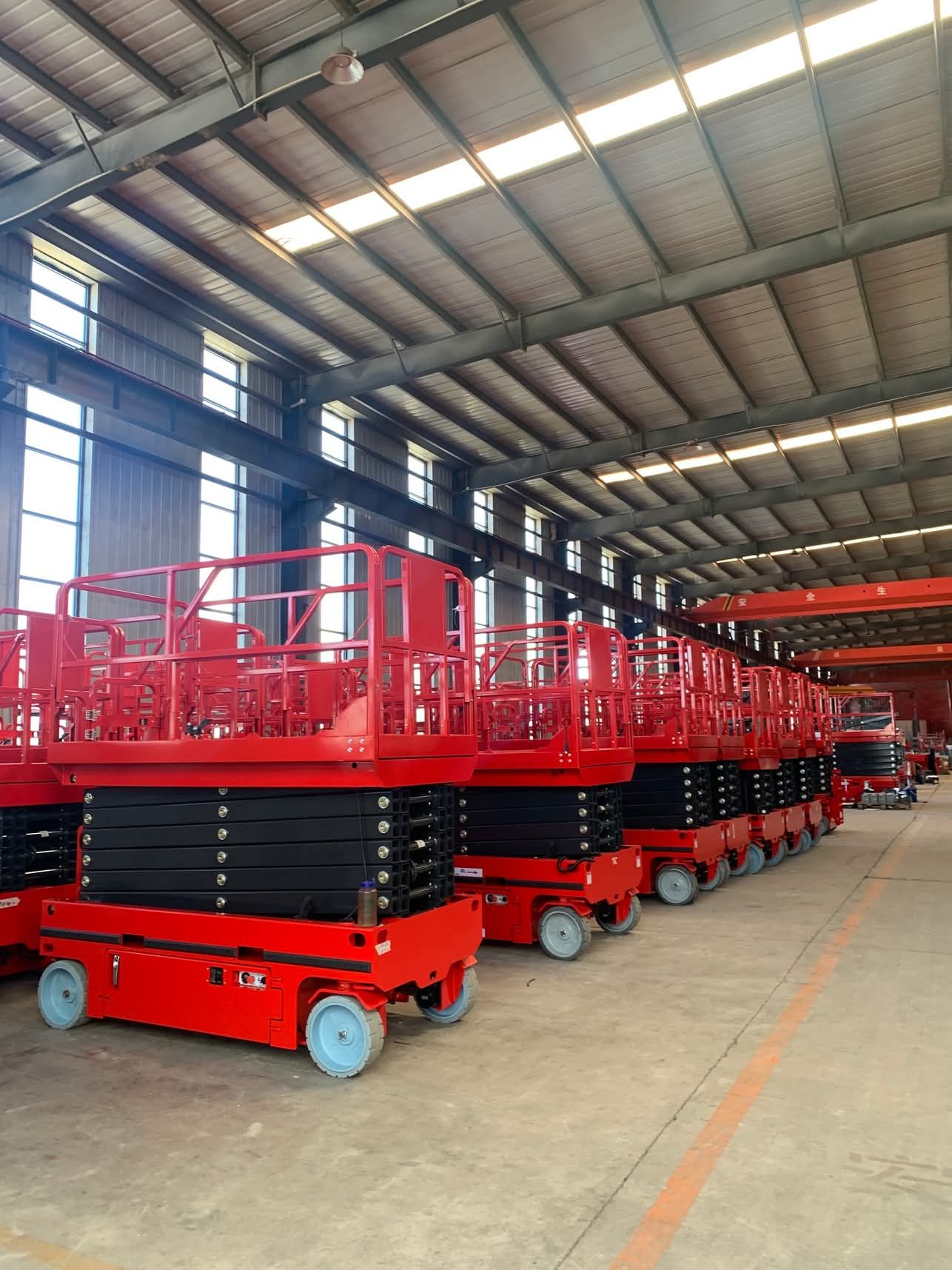 سيزر لفت ومان لفت وجي سي بي وبوم تراك تيليسكوبيه و