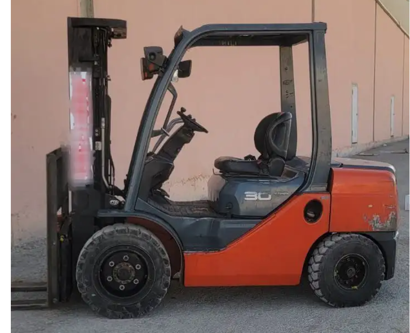 Forklift for rental in Dammam 7ton 5ton 10ton