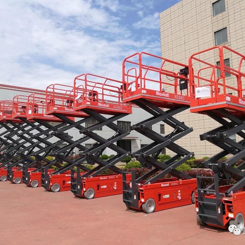 سيزر لفت ومان لفت للايجار.. #scissor_lifts #manlif