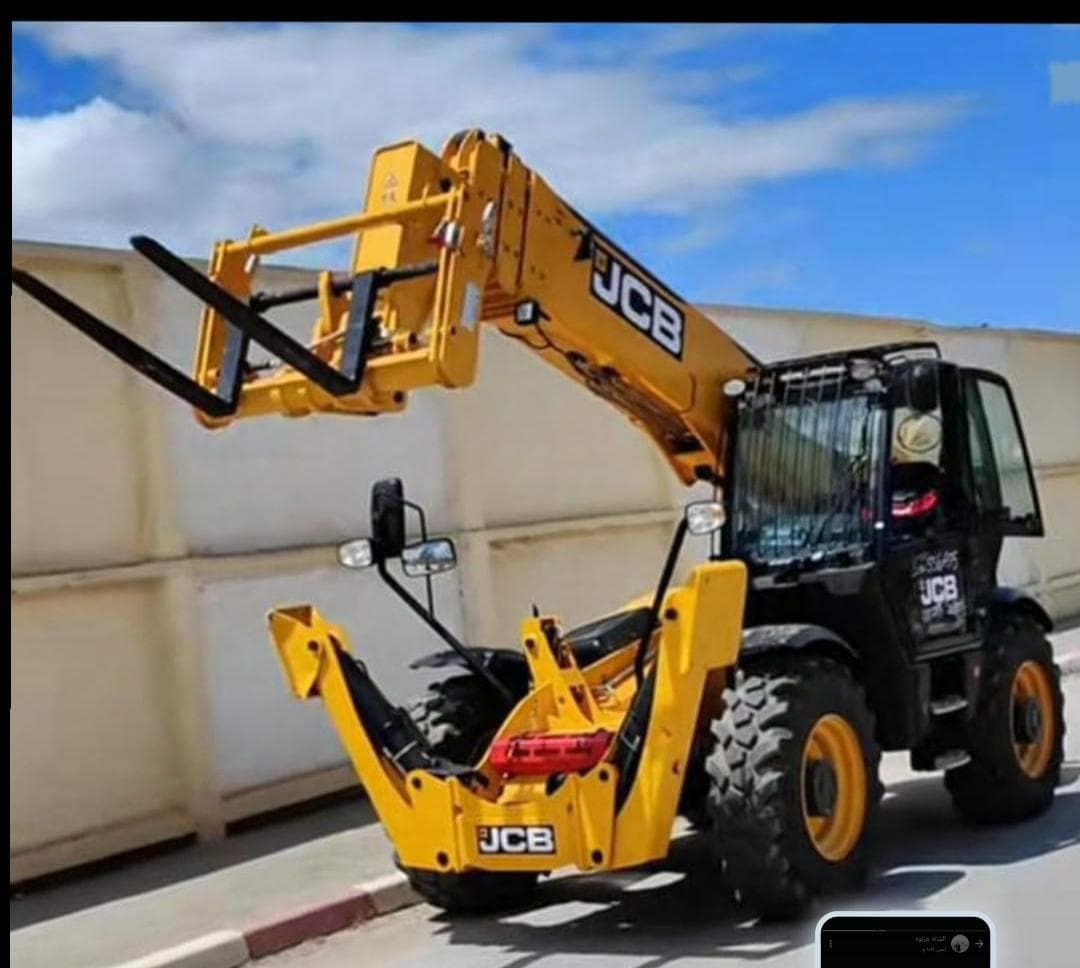 رافعات شوكيه فوركلفت للايجار سيزرلفت مان لفت جي سي