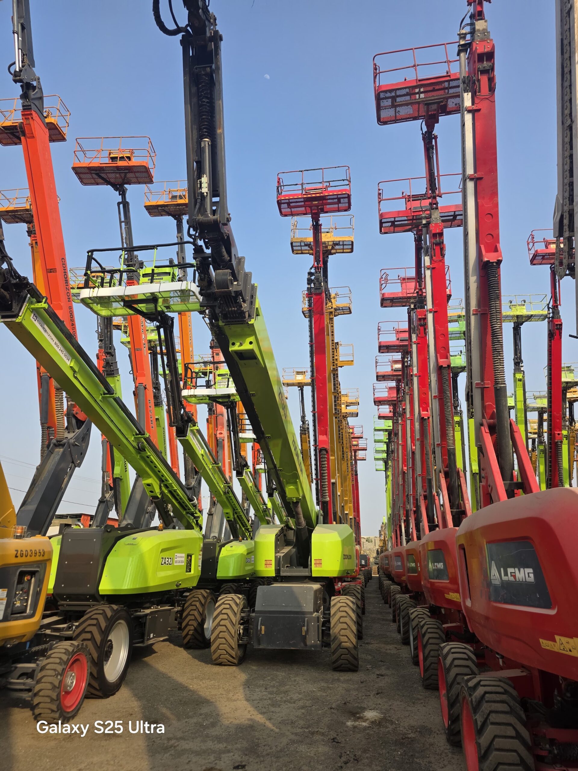 مان لفت وسيزر لفت ورافعات شوكيه وكرينات وجي سي بي