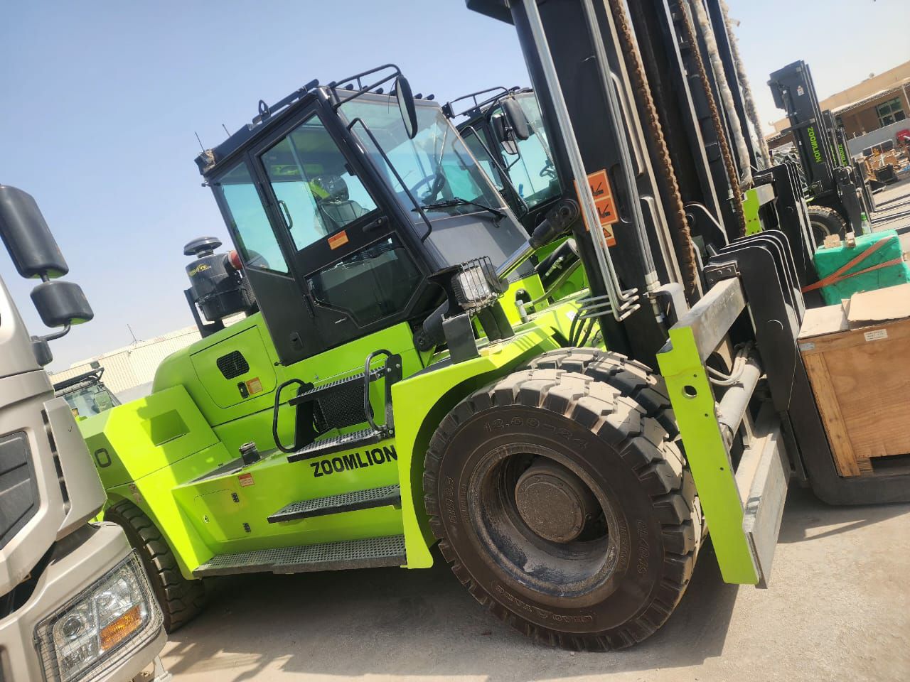 فوركلفت 5طن للإيجار في الدمام – رافعة شوكية 5طن لل