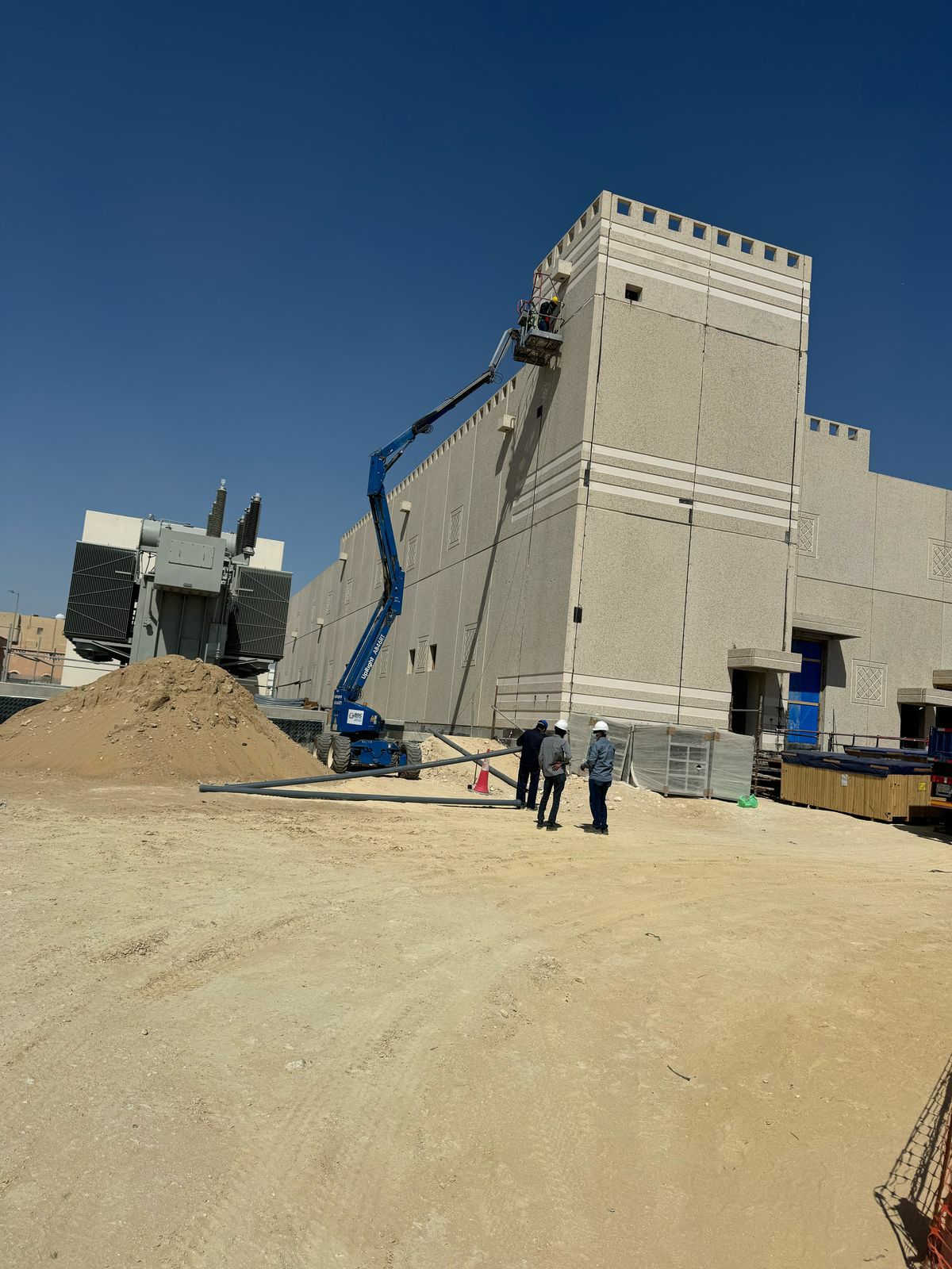 Telescopic Boom Lift & Man Lift Rental in Jeddah K