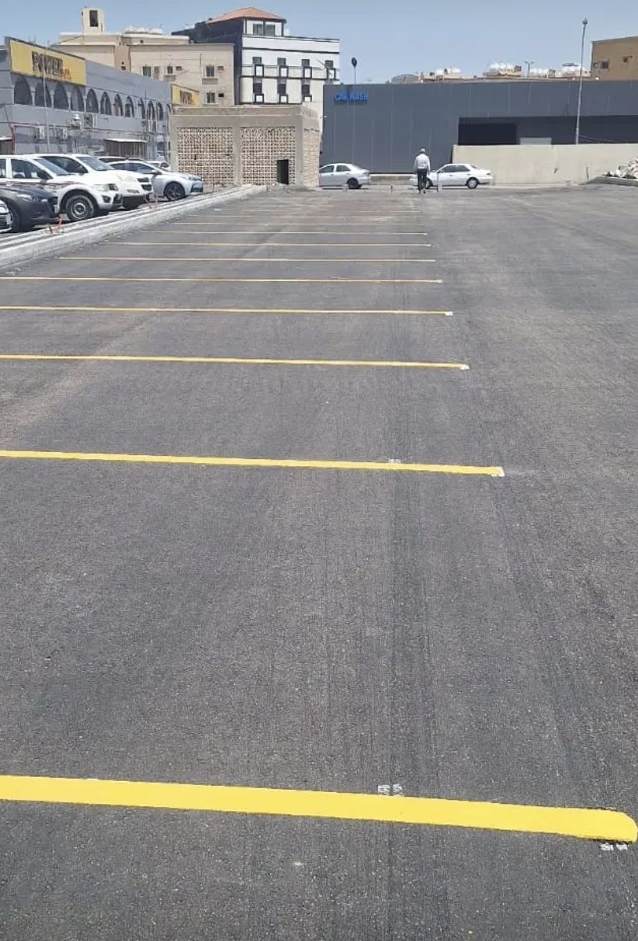 تخطيط مواقف سيارات وأعمال أسفلت