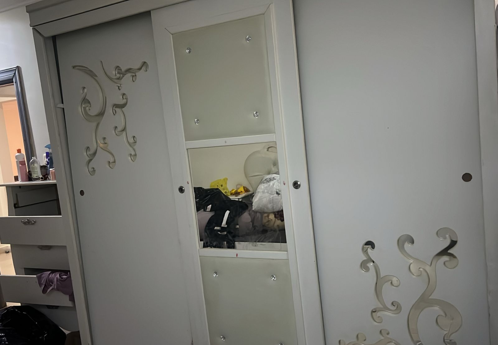 دينا طش اثاث قديم بالرياض حي النهضة 0َ566892517