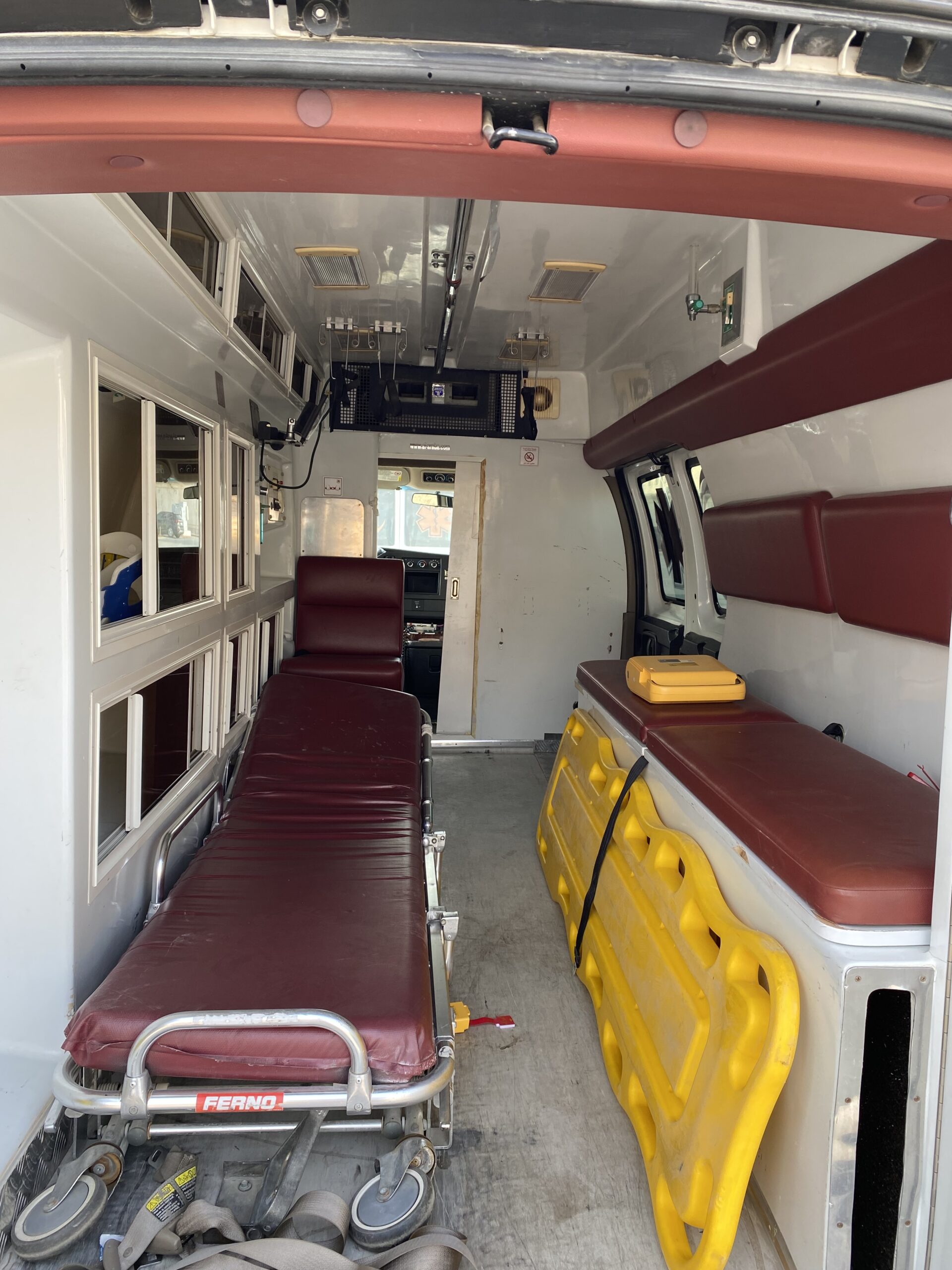 اسعاف للايجار🚨