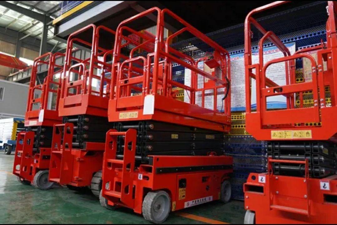 سيزرلفت للايجار في جده 2026-رافعات مقصيه للايجار ر