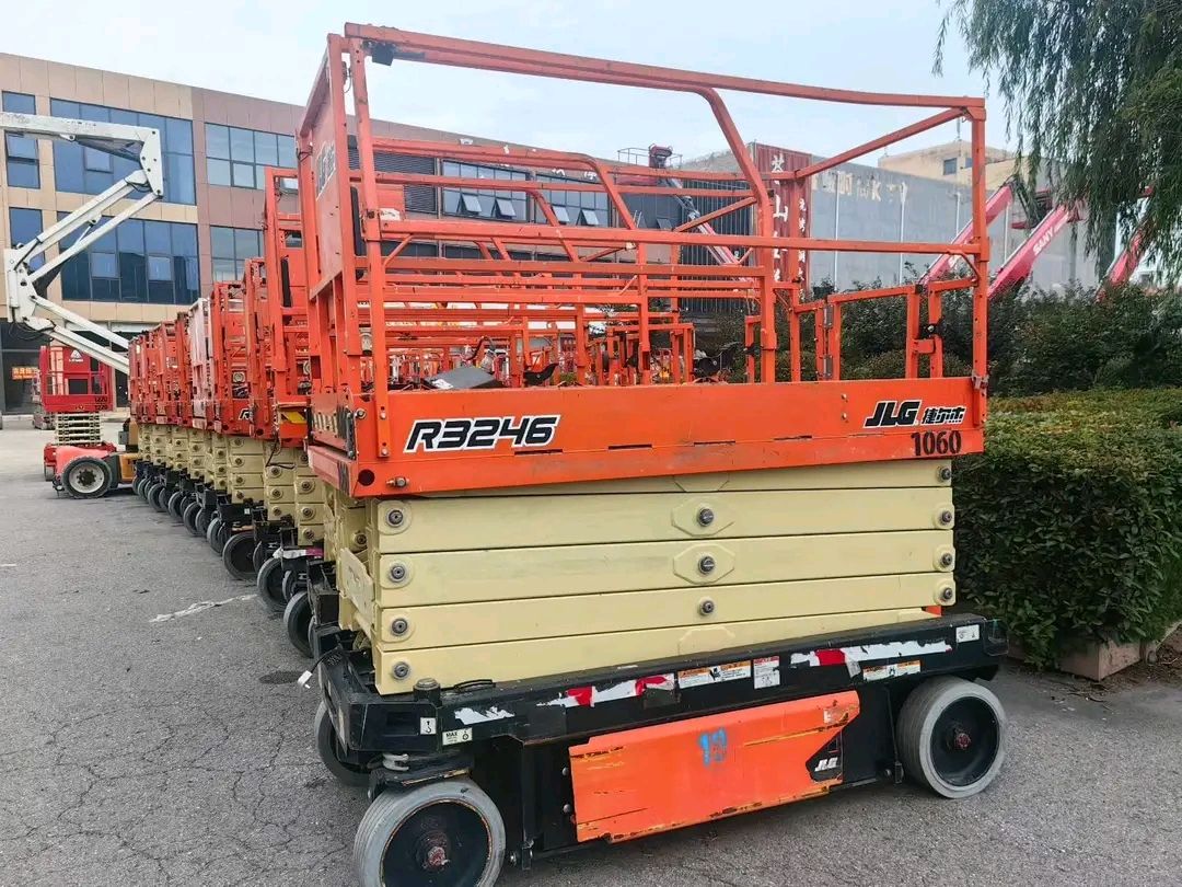 سيزر لفت للايجار، مانلفت للايجار ،فوركلفت وتاور لا