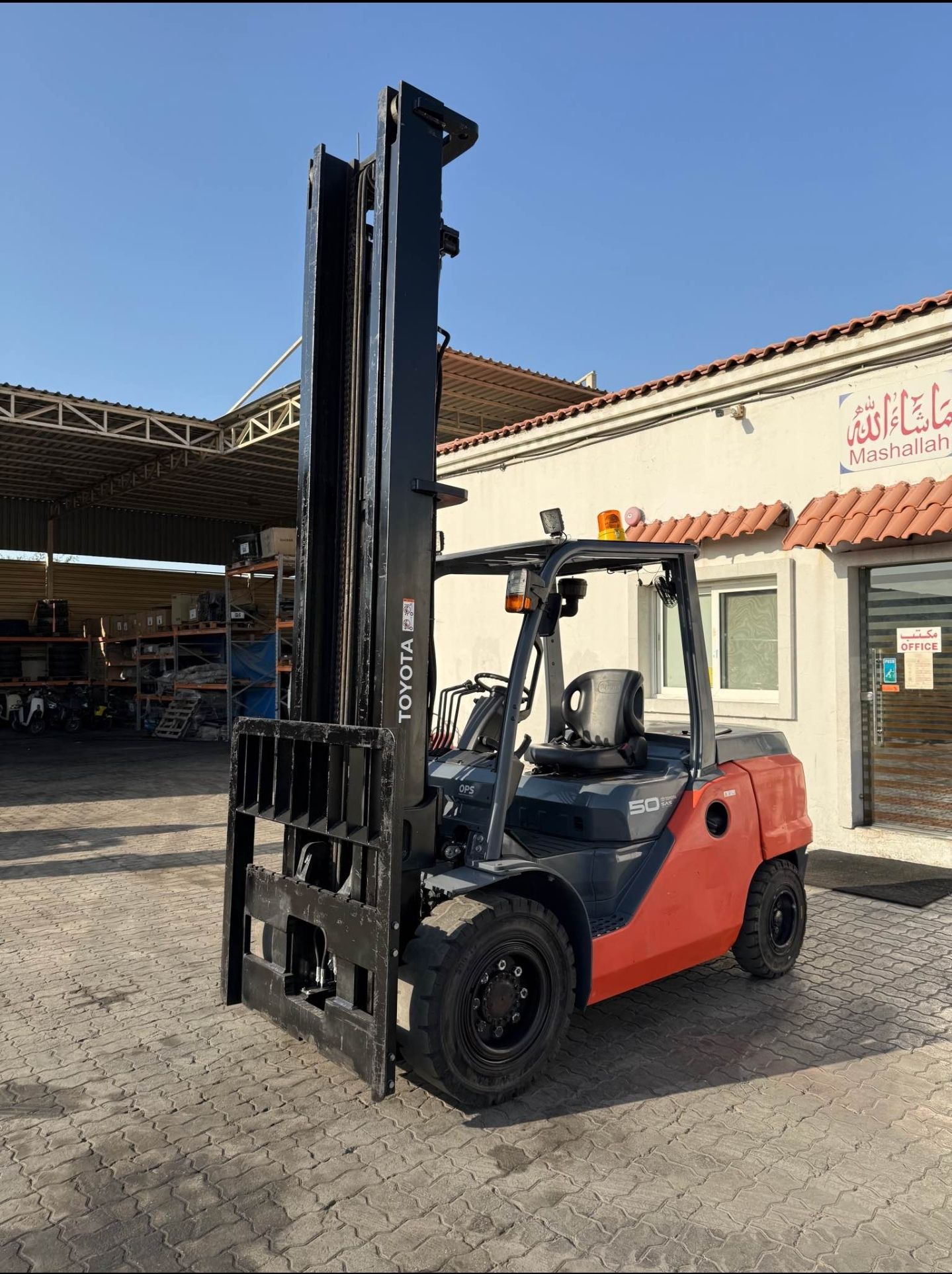 Forklift Rental (Diesel · Electric · Gas) — Dammam