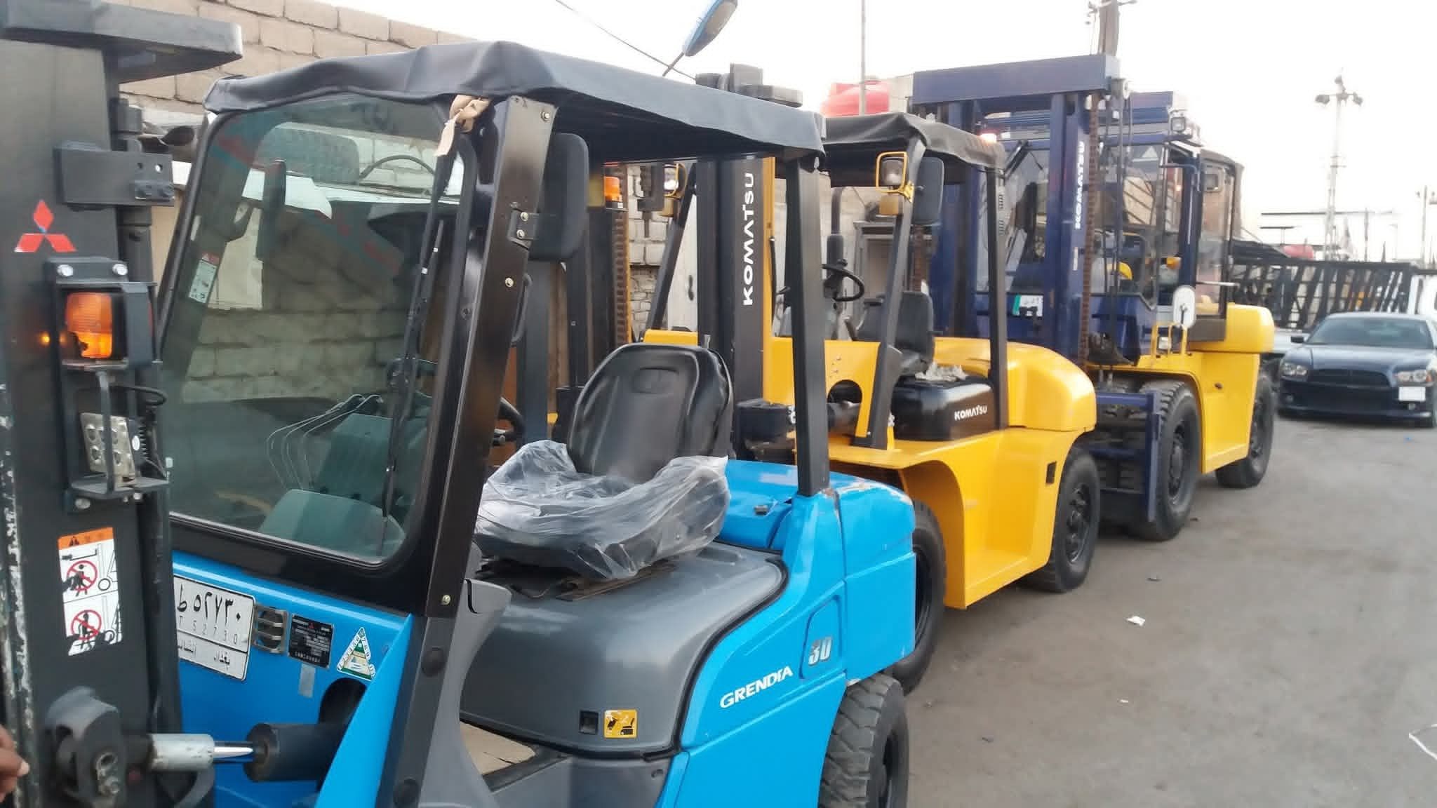 سيزر لفت للإيجار مان لفت للإيجار فوركفلت للايجار ا