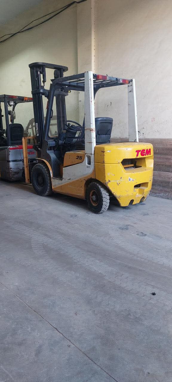 سيزر لفت مان لفت فوركلفت كرينات للايجار في الدمام