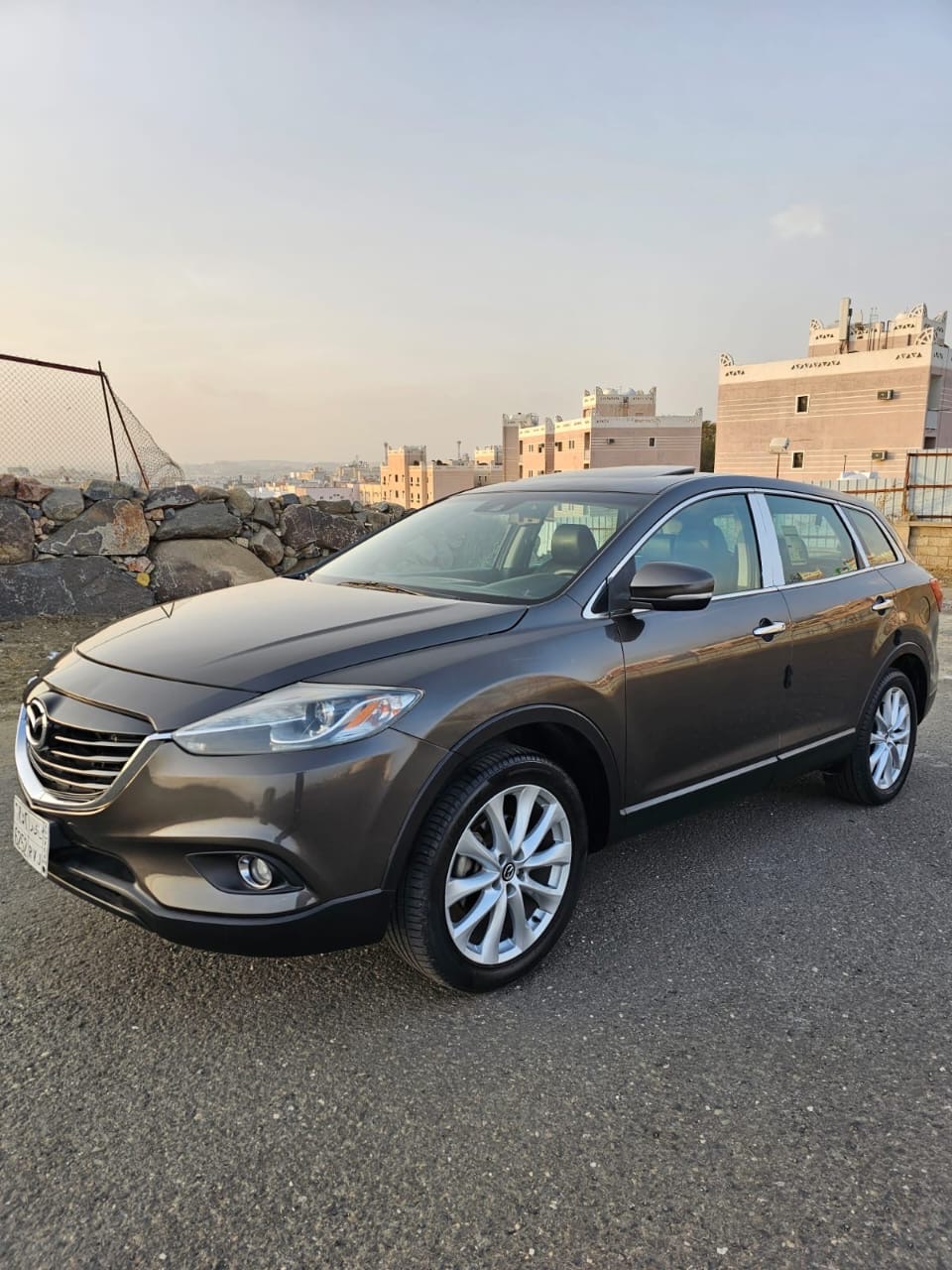 جيب مازدا فل كامل ٢٠١٦ ماشي ٢٩٩ الف السياره وكاله