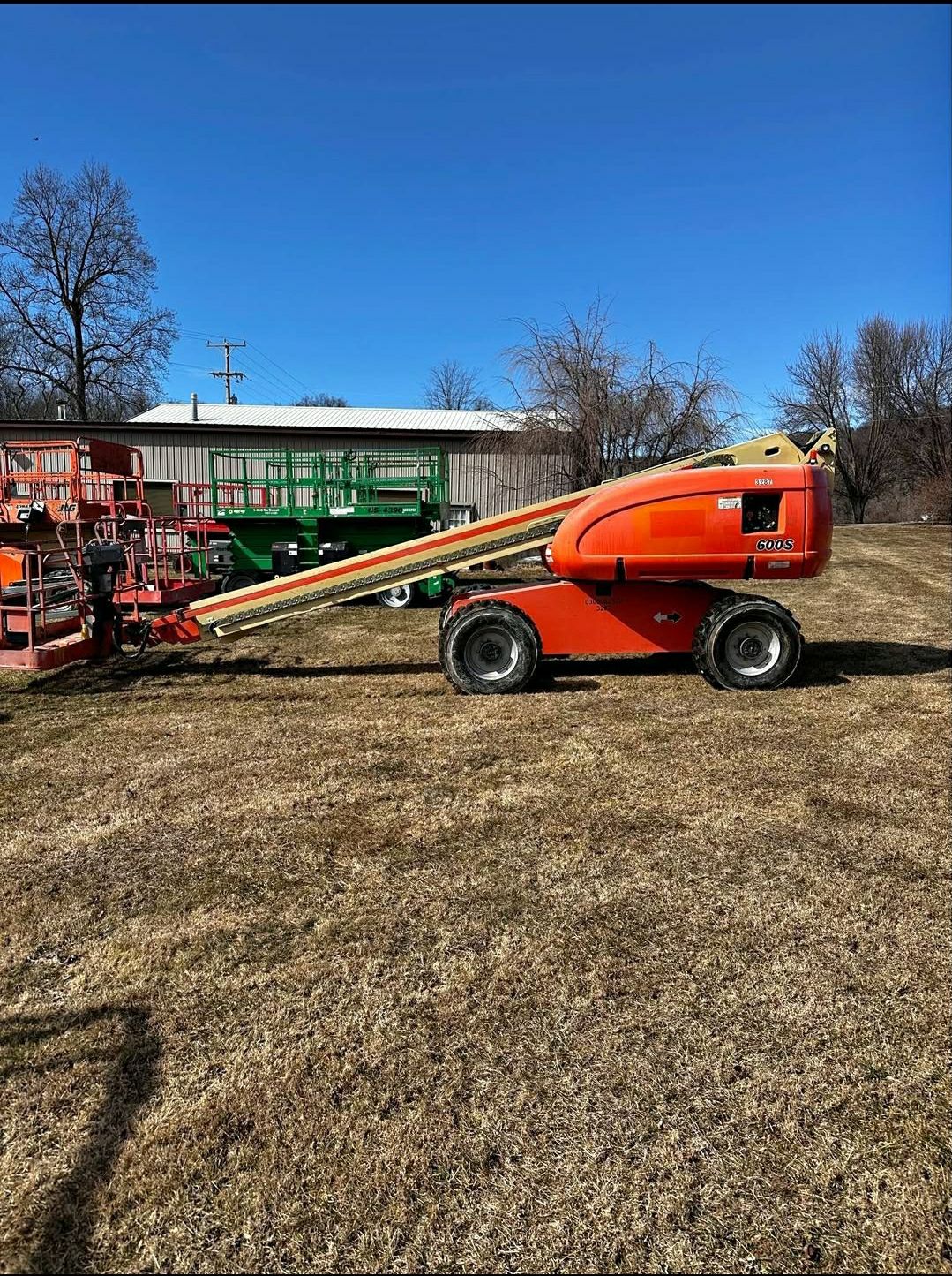 تأجير رافعات ذراعية (مان لفت / بوم لفت) في السعودي